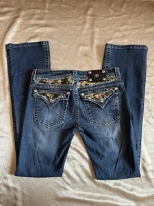 Miss Me Jeans Sz 29 Boot Low Rise Pink Green Sequins Medium Dark Wash Bling - Picture 1 of 11