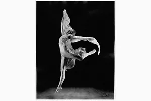 Smith Glass L.E. Smith 7in Black Flared Vase Isadora Duncan Dancing Shawl - Picture 1 of 5