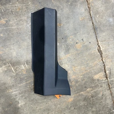 Revestimiento basculante trasero derecho Honda Element negro OEM F10023 Foto 1 de 4