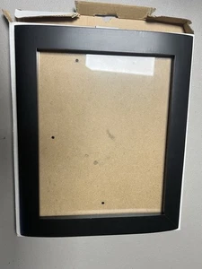 Schwarzer Bilderrahmen 8x10 Wand oder Tischplatte Display - Neu im Karton - Moderner Stil - Bild 1 von 2