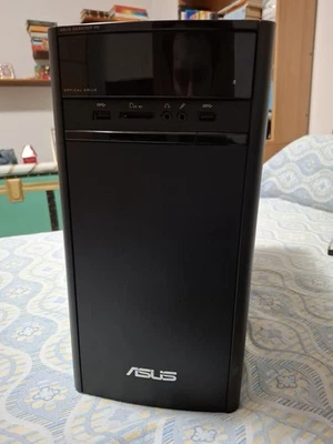 Pc Desktop Asus Intel I3 4gb Ram - Immagine 1 di 4