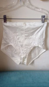 Mutandine Eva Cervantes intimo pizzo modellante raso floreale ferme grandi vintage - Foto 1 di 4