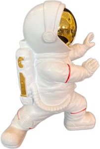 Figura de astronauta temática de artes marciales escultura decoración del hogar visera dorada Kung Fu nueva - Imagen 1 de 10