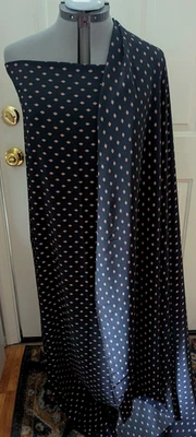 Negro con diamantes rojos - Remanente de tela de ropa ligera - 3,5" yardas x 58" Foto 1 de 4