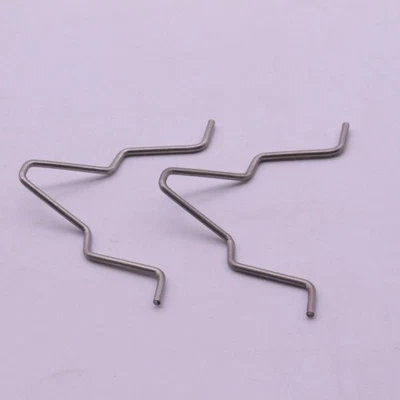 Clip de resorte de cubierta de faros 2 piezas para BMW 323i 328i 335d 335i xDrive 63127246480 Foto 1 de 4