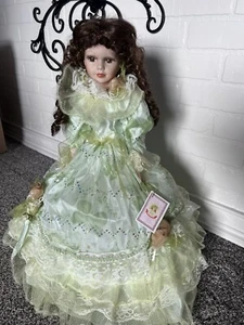 Kinnex Claudine Bisque Porcelain Umbrella Doll Limited Edition 21” - Picture 1 of 8
