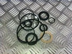 LAND ROVER 3 BOLT STEERING BOX SEAL KIT RTC308 FOR DEFENDER RANGE ROVER CLASSIC - Picture 1 of 1