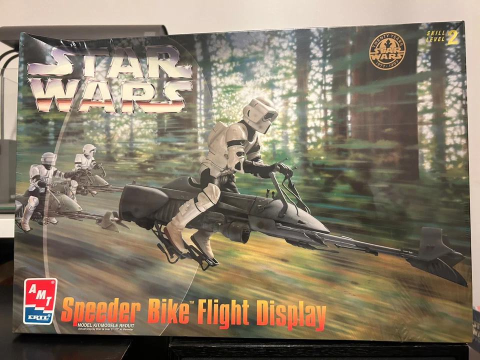 AMT ERTL STAR WARS MODEL KIT 2005 SPEEDER BIKE BNIB NEW SEALED - Immagine 1 di 1