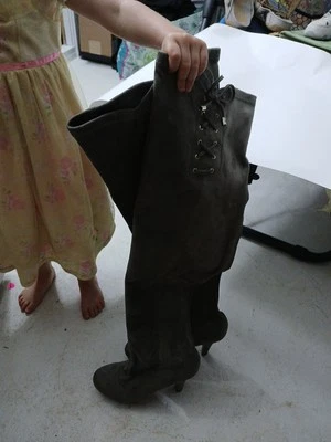 Jennifee LOPEZ jLO Jllisette Gris Alto Sobre la Rodilla Plataforma Damas 9.5 Foto 1 de 4