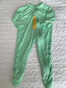 Guisby Einteiler Neu mit Etikett hellgrün Bambus Größe 3-6 Monate - Bild 1 von 5