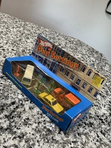 VTG 1982 MATTEL Hot Wheels Play Settings CITY SCENE-NIB FACTORY SEALED - Picture 1 of 14