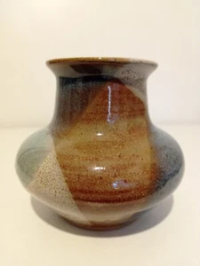 Schöne moderne handgefertigte Keramik glasierte Vase/Topf Blues & Erdtöne. 12 cm hoch - Bild 1 von 19