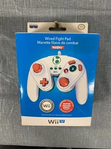 PDP Wired Fight Pad Controller for Nintendo Wii / Wii U Yoshi Theme Brand New - Picture 1 of 2