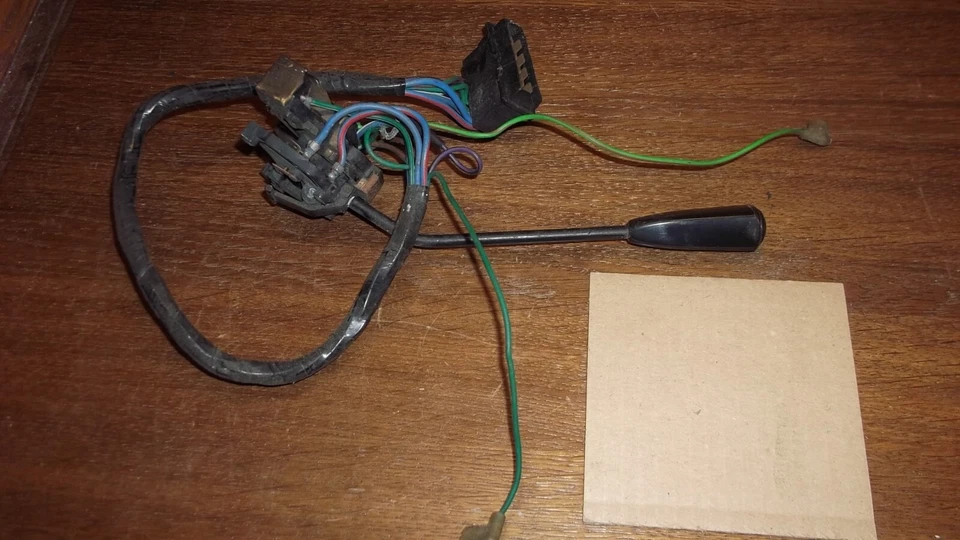 INTERRUPTOR INDICADOR COLUMNA HILLMAN HUNTER RAPIER NUEVO GENUINO LUCAS 39790 Foto 1 de 1