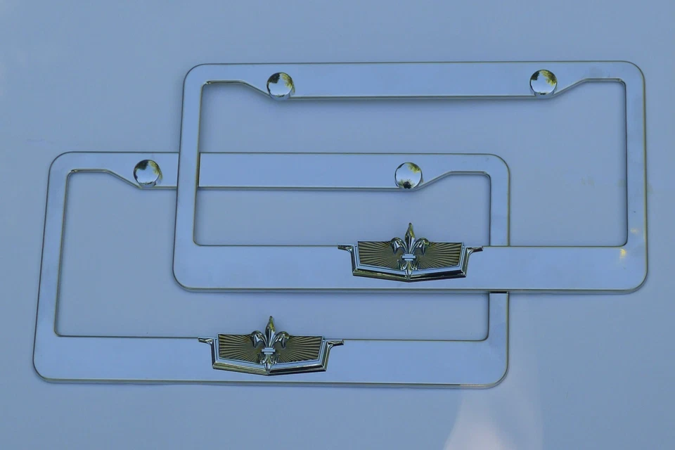 2 marcos de matrícula Chevy Caprice caja Chevy Brougham cromo emblema insignia par Foto 1 de 4