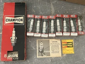 Champion RBL-12 8 Pack Vintage Resistor Spark Plug New In Mint Condition - Picture 1 of 6