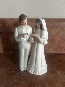 Statuina in ceramica per matrimoni sposi (incollata alla base) - Foto 1 di 5