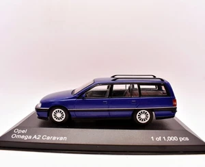 Modellini auto scala 1:43 Opel omega A2 caravan blue diecast modellismo statico - Foto 1 di 4