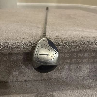 Nike Golf T40 3 Madera 15° Reg Flex Velocidad Derecha Paso Eje de Acero Nike Grip ~42” Foto 1 de 4