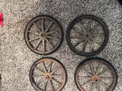 4er SATZ 12 ZOLL HOLZSPEICHEN KUTSCHENRÄDER - Bild 1 von 4