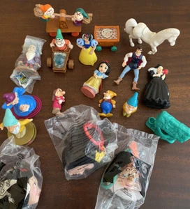 Disneys Schneewittchen Spielzeug Konvolut: '92, '01, '02+ verschiedene Vintage McDonalds Mattel - Bild 1 von 9
