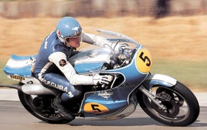 Suzuki RG 500 Square Four & Jack Findlay – 1974 - motorcycle racing photo - Picture 1 of 1