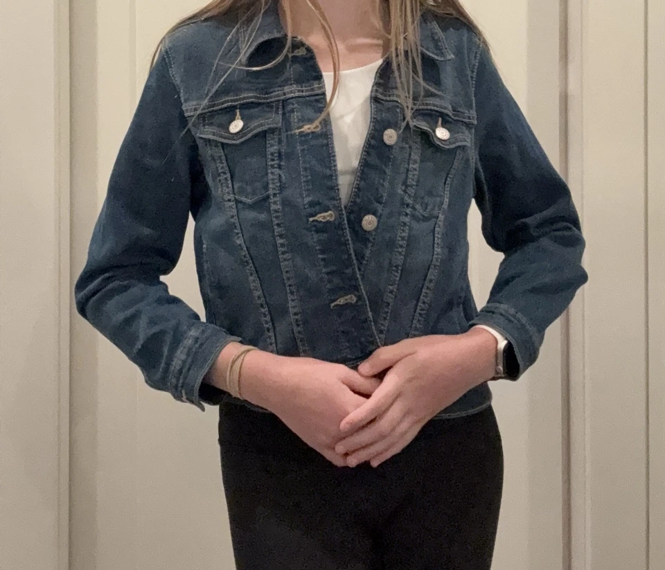 Chaqueta de jean Old Navy para niñas Foto 1 de 4