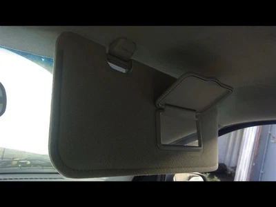 Passenger Sun Visor VIN Z 8th Digit Fits 05-07 ESCAPE 146106 - Image 1 of 4