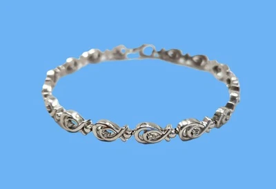 "Brazalete de tenis de ley con acento de diamantes Kay Jewelers LOVE'S ABRACE / KSJ - 71/2""" Foto 1 de 4