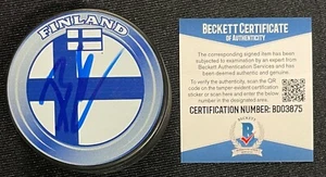 BRAD LAMBERT SIGNED TEAM FINLAND PUCK BECKETT COA BD03875 - Picture 1 of 1