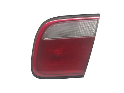 1995 - 1998 年 MAZDA MILLENIA RIGHT PASSENGER 内侧尾灯 原始设备制造商,166-58720 — 第 1/4 张图片