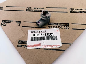 8127512501 NEW GENUINE FOR TOYOTA RAV4 13- TAIL LAMP LIGHT TAILLIGHT BULB SOCKET - Picture 1 of 6