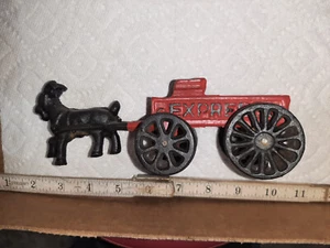 Carrello carro espresso in ghisa tirato dalla capra giocattolo da collezione - Foto 1 di 4