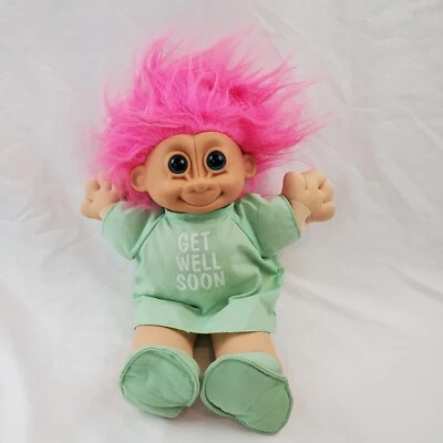 Vestido de hospital de colección Russ Berrie Troll Kidz 12 pulgadas Get Well Soon cabello rosa en muy buena condición Foto 1 de 4