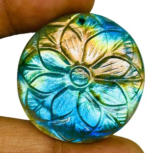 63.75 Cts Natural Carved Labradorite 34mm Round Flashy Pendant Size Gemstone - Picture 1 of 8