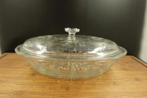 Anchor Hocking Savannah Oval Handled Casserole w/Lid - Picture 1 of 12