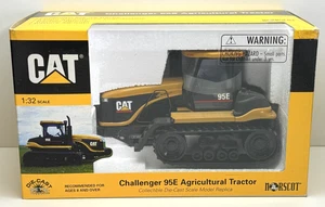 Norscot - Cat Caterpillar - Challenger 95E Agricultural Tractor - 1:32 Scale - Picture 1 of 6