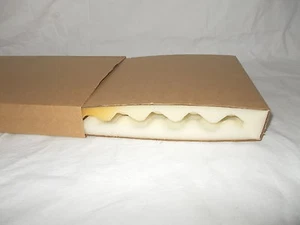 8 X CARDBOARD BOXES WITH FOAM MAIL PACKAGING 50 X 25 X 5cm (H) - Picture 1 of 4