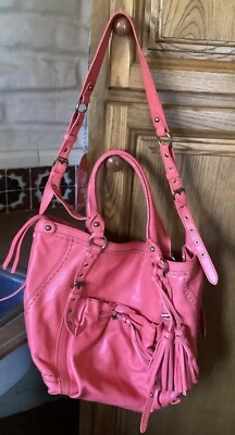 Isabella Fiore коралловый розовый кожаный сумка с короткими ручками кисточки и ремни новый без ЯРЛЫКОВ мешок для пыли - Изображение 1 из 4