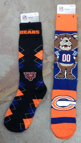 2 Pack NFL Chicago Bears Gift Set OSFM Fan Nation Madness Socks Mascot Fields Cover