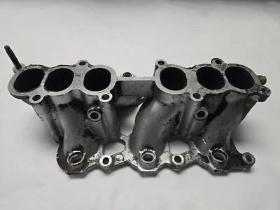 3.2L 1996 97 ISUZU TROOPER Lower Aluminum Intake Manifold - Image 1 of 4