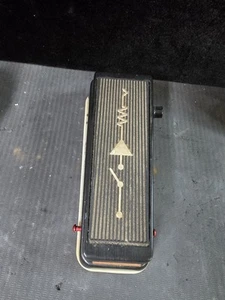 Dunlop MC404 CAE Custom Audio Electronics Wah 2010 - Present - Black - Picture 1 of 6
