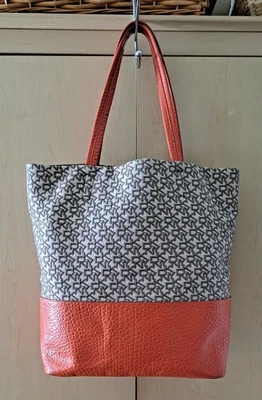 DKNY NARANJA GUIJARRO CUERO CAQUI MARRÓN JACQUARD FIRMA LOGO CUBO TOTE Foto 1 de 4