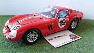 FERRARI 250 GTO 1962 # 19 rouge 1/18 BURAGO MADE IN ITALY voiture miniature coll - Imagen 1 de 10