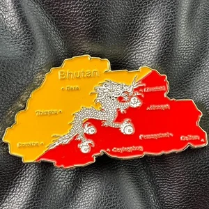 BHUTAN🇧🇹IMÁN DE NEVERA DE METAL✅ MAPA DEL PAÍS CON BANDERA NACIONAL Y NOMBRES DE CIUDADES🎗 - Imagen 1 de 3