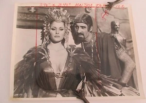 Vintage 1965 URSULA ANDRESS & CHRISTOPHER LEE in Movie SHE Publicity Photo - Picture 1 of 2