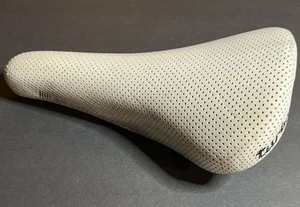 Vintage Selle Italia 87 Turbo Bike Saddle White - Picture 1 of 16