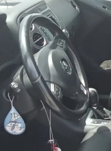 2013 Volkswagen Tiguan LH Driver Steering Wheel Airbag OEM - Image 1 of 3