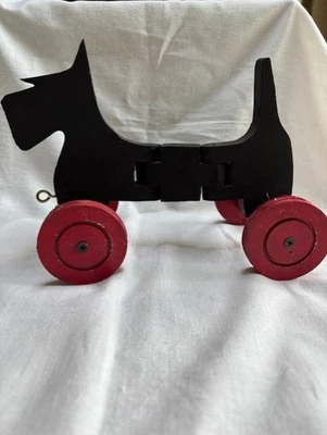 Vintage homemade SCOTTY SCOTTIE wooden toy jointed middle to wiggle when walk - Изображение 1 из 4