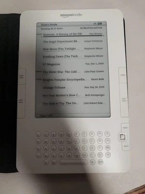 亚马逊 Kindle 第 2 代 D00511 带保护壳 捆绑出售物品 — 第 1/4 张图片
